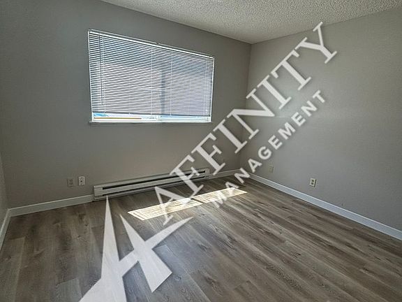 5th image of 4016 84th St E APT 1A