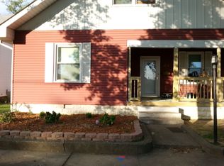 1215 N Mulberry St, Mount Carmel, IL 62863