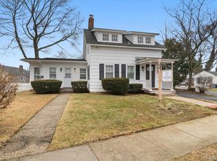64 Broadway, Amityville, NY 11701