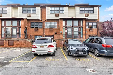 2-20 Capstan Court