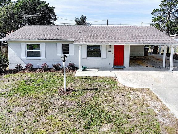 2nd image of 925 N Sunset Dr