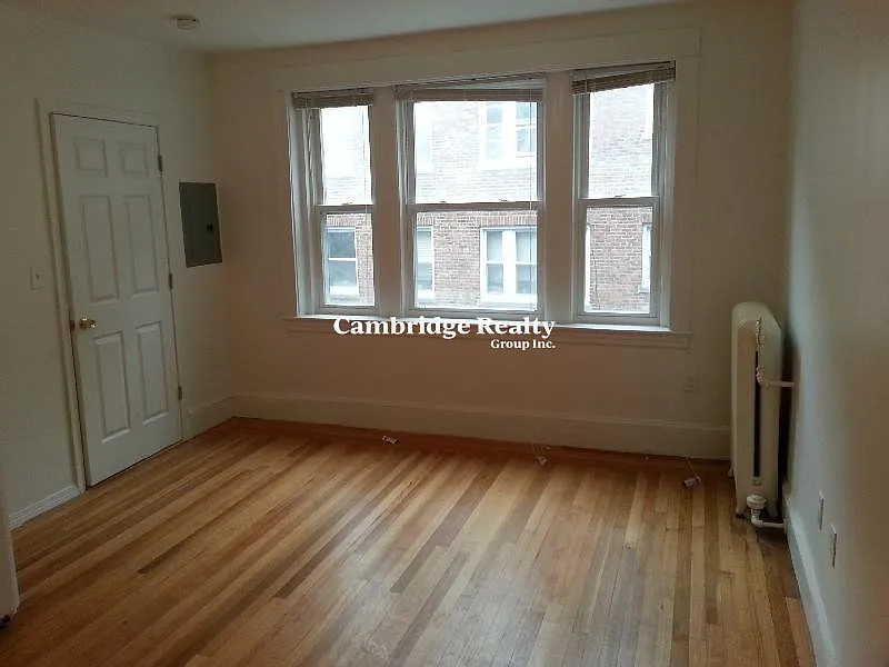 2 bed, 1.0 bath, $2,500 — Photo 4