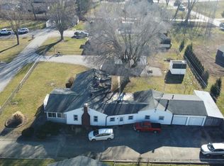 34 S Sugar Creek Dr, New Palestine, IN 46163