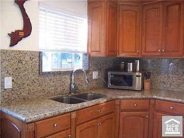 5th image of 1322 W Trenton Dr