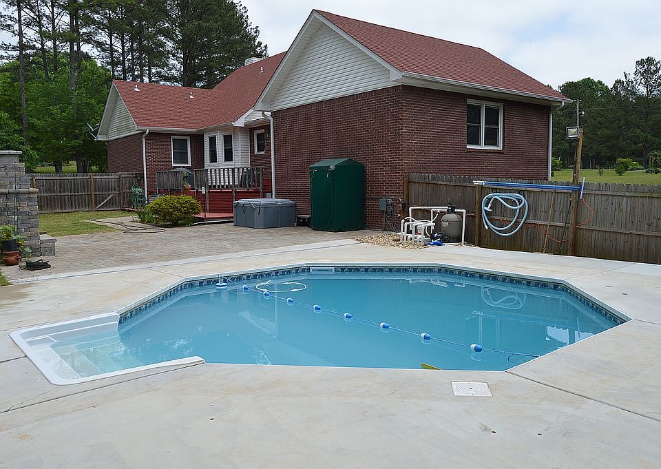 New octagon pool