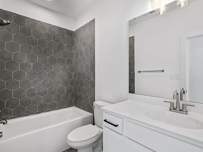 504 1/2 Cheatwood Ave — Photo 27