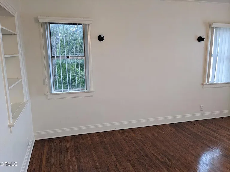 1 Waverly Dr — Photo 15