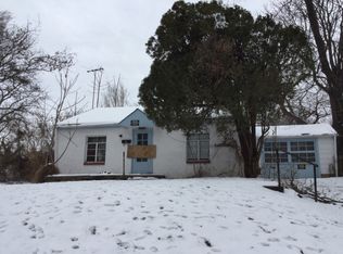 8610 Woodland Ave, Kansas City, MO 64131