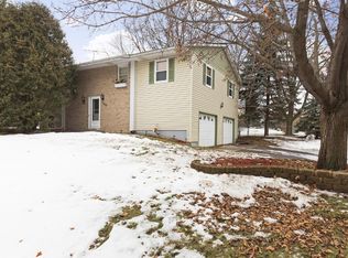 1000 Pine St, Hastings, MN 55033