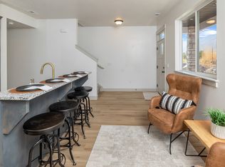 860 E 250 N, Hyrum, UT 84319