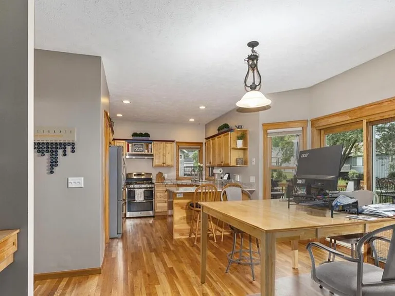 61 Greystone Ct NE — Photo 8