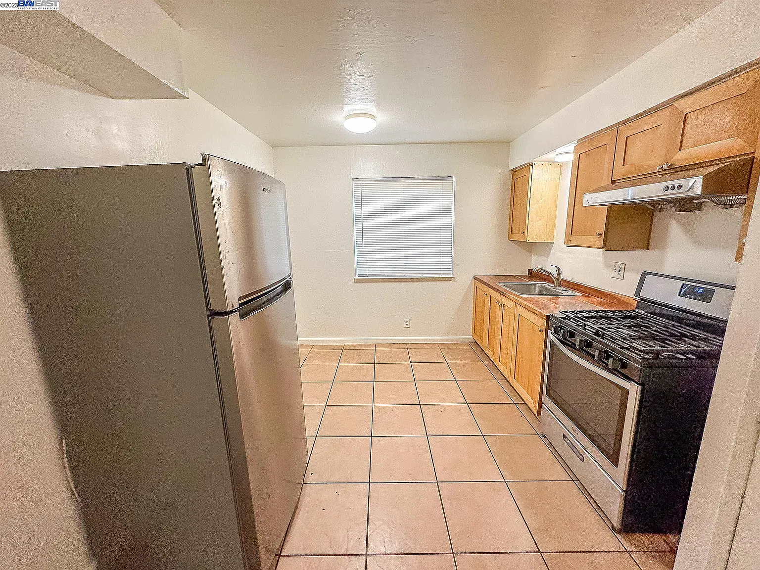3755 Norwood Ave — Photo 2