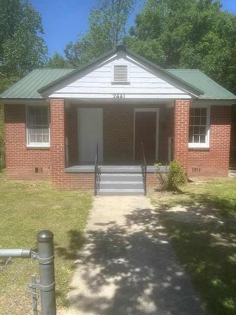 1st image of 2441 Gould St