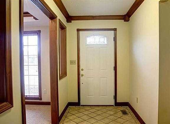 3rd image of 865 Cottonwood Creek Dr