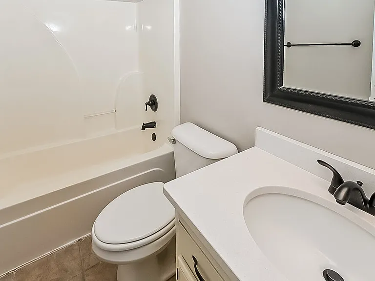 1236 Biloxi St — Photo 16