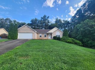 1282 Brookfield Dr, Morristown, TN 37814