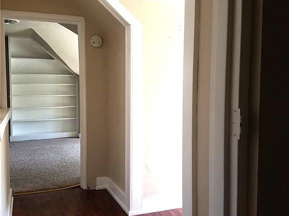 2nd image of 738 Lafayette Ave APT 5