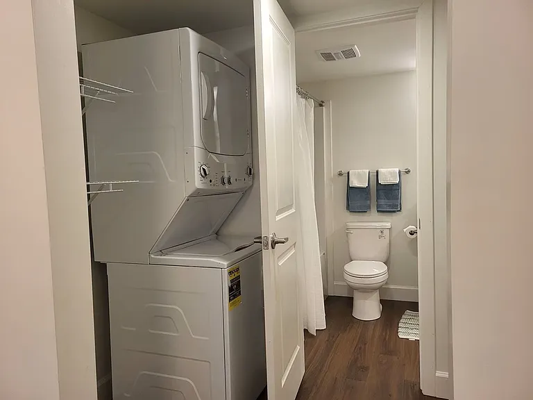 Laundry/Closet