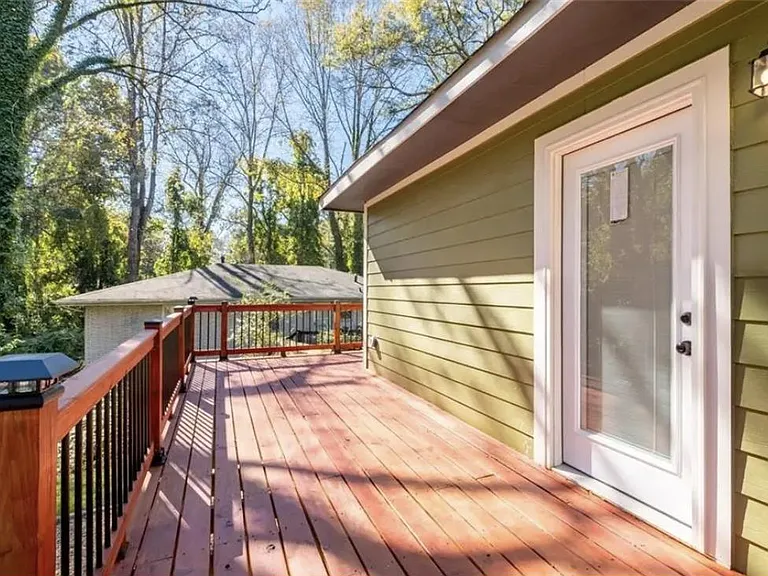763 Center Hill Ave NW — Photo 28