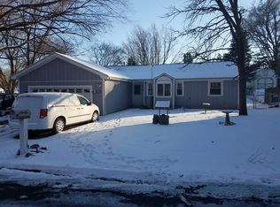 1407 Terrace Ave, Johnsburg, IL 60051