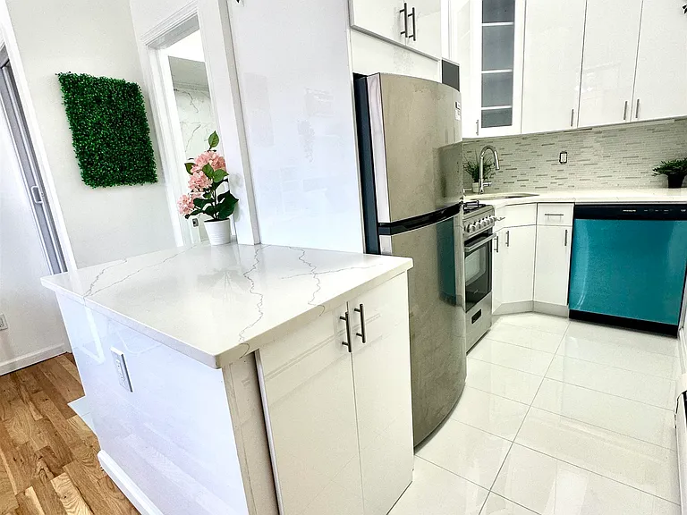 88 South St #1 — Photo 12
