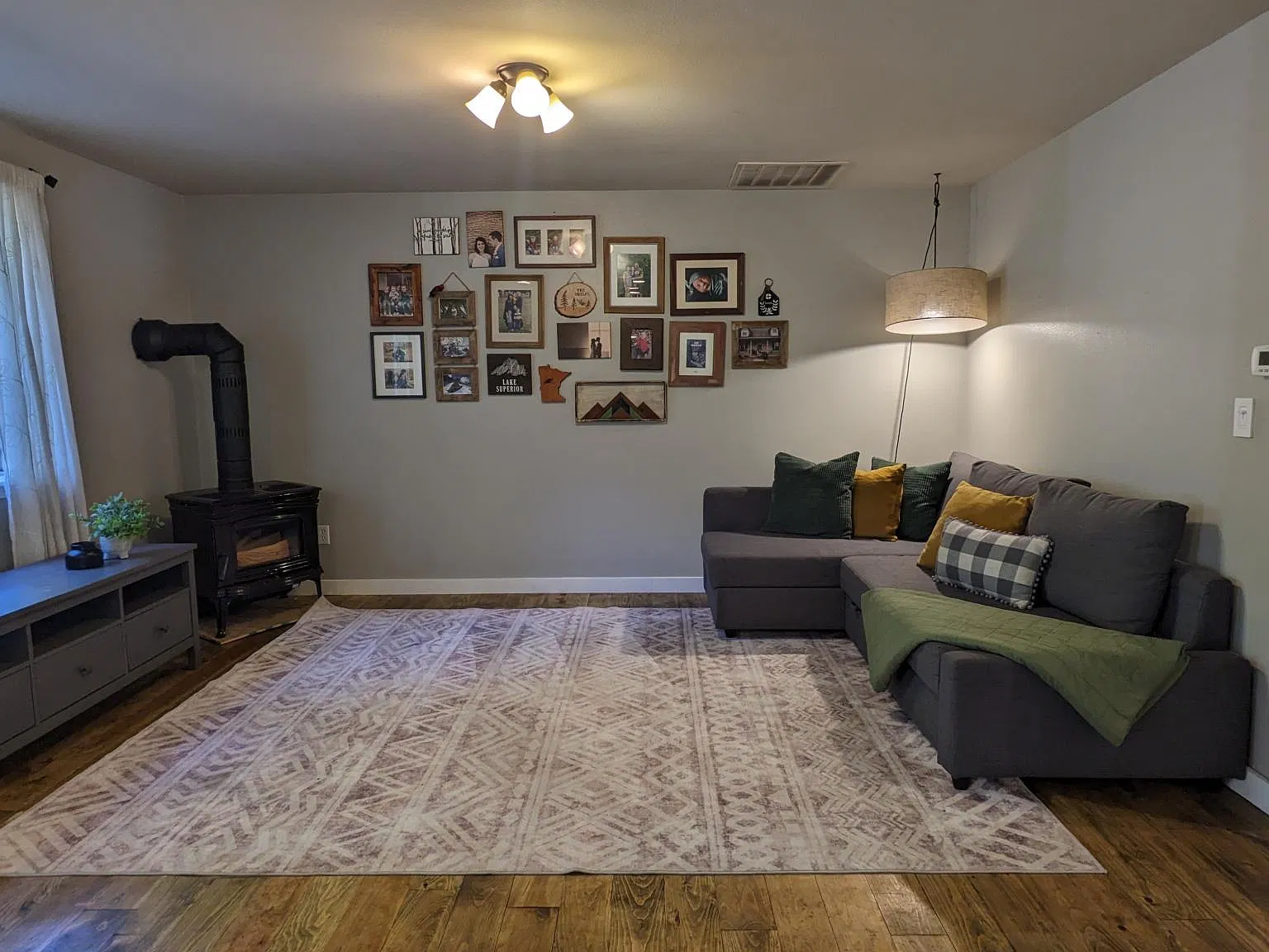 4 bed, 2030 sqft, $3,100 — Photo 4