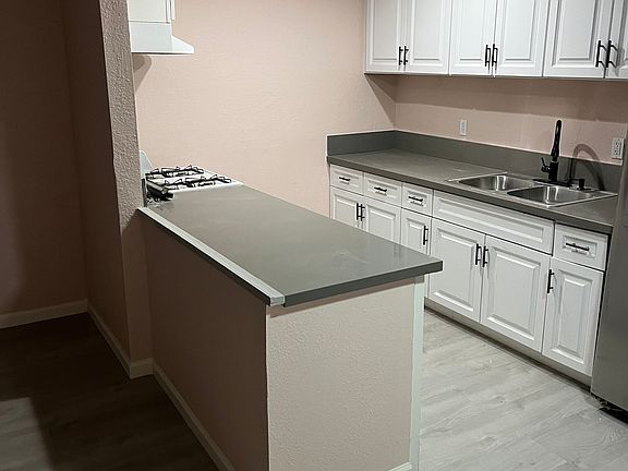 2nd image of 9653 Alder Ave APT 1
