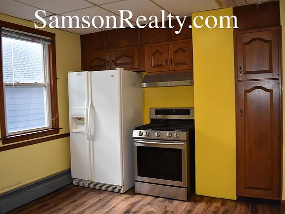 3rd image of 179 Walnut St Floor 2