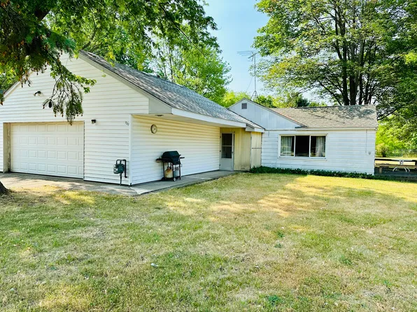 743 W Tyler Rd, Muskegon, MI 49445
