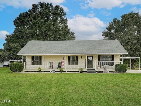 4808 Meadow Crest Dr, New Iberia, LA 70560