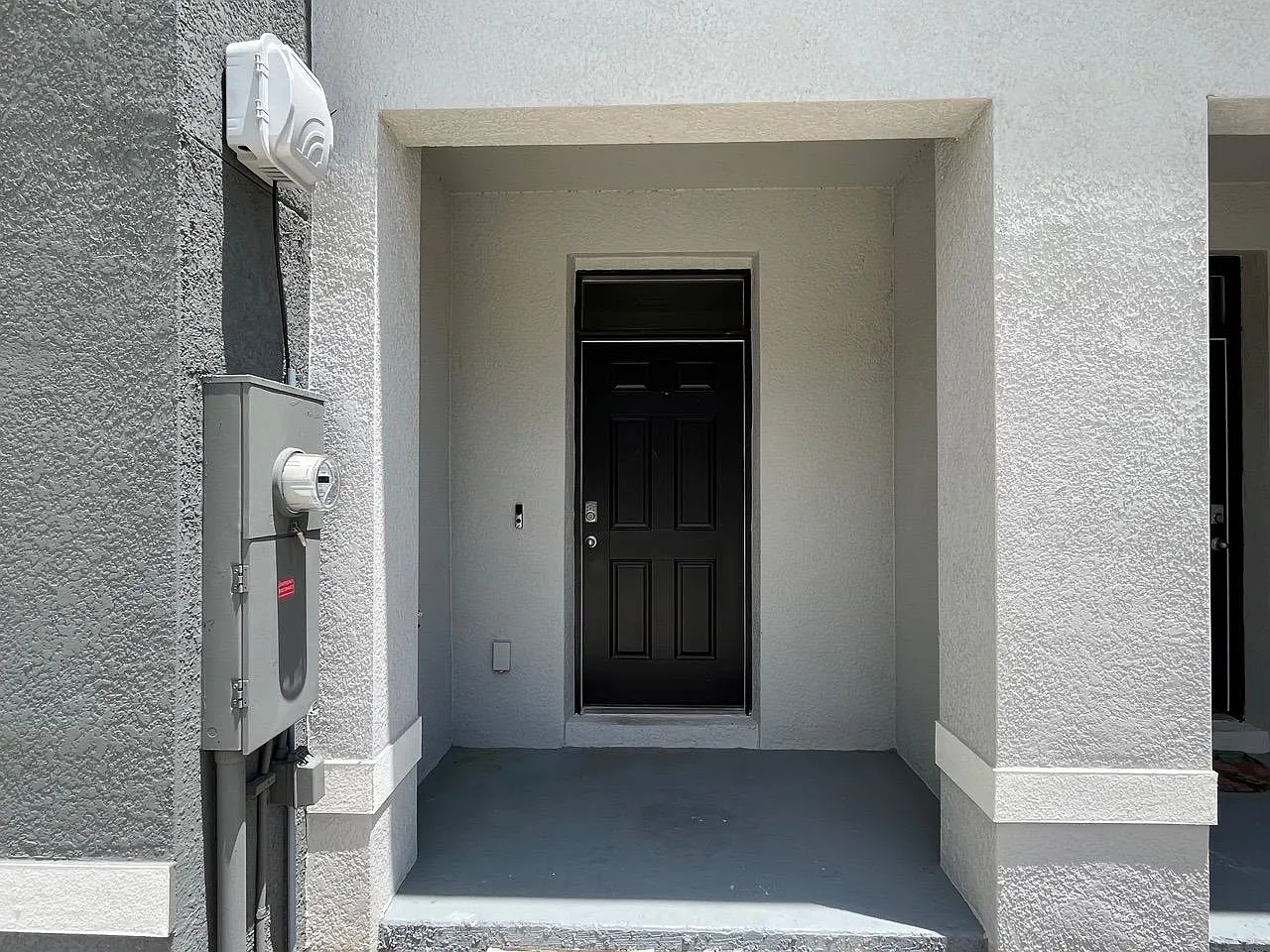 3 bed, 1673 sqft, $2,200 — Photo 2