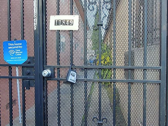 5th image of 11849 Jefferson Blvd Unit 11849