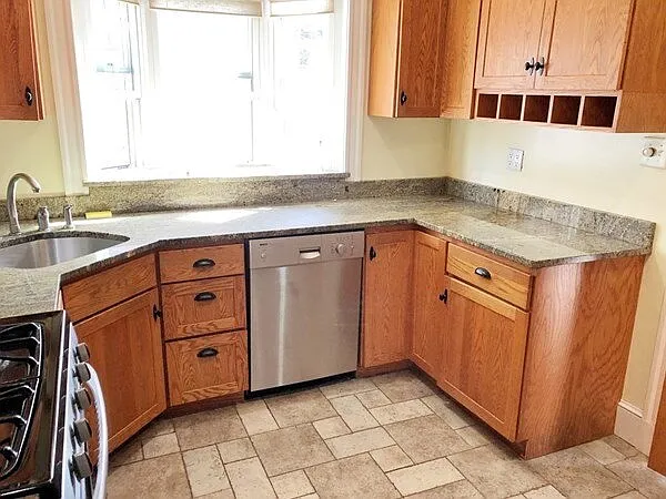 2 bed, 2.0 bath, 1000 sqft, $2,650 — Photo 2