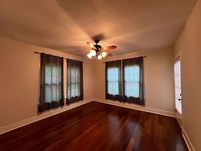 451 Centerville St NE — Photo 7