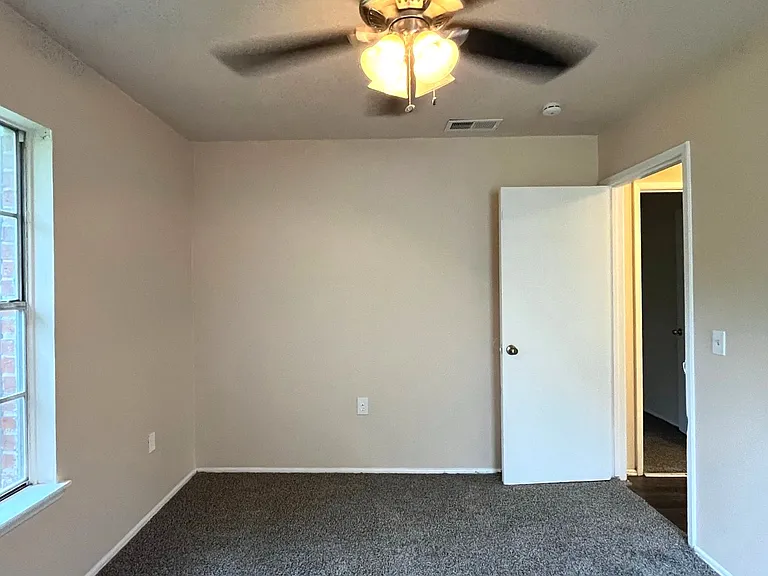 7607 Sage Oak Dr — Photo 9