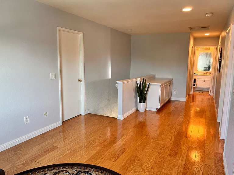 2339 Poppy Hills Dr — Photo 21