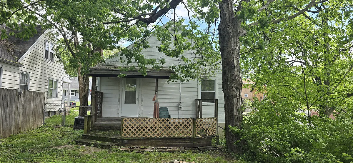 Building Photo - 143 S Delmar Ave
