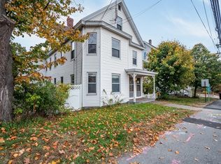 94-96 Princeton St, North Chelmsford, MA 01863