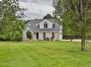 362 Willowbrook Dr, Fisherville, KY 40023