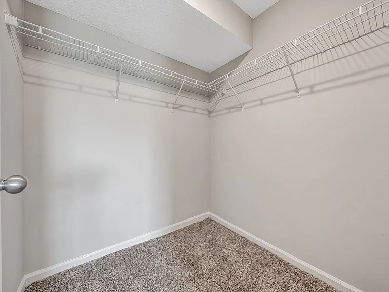 Sunscape Apartments — Photo 18