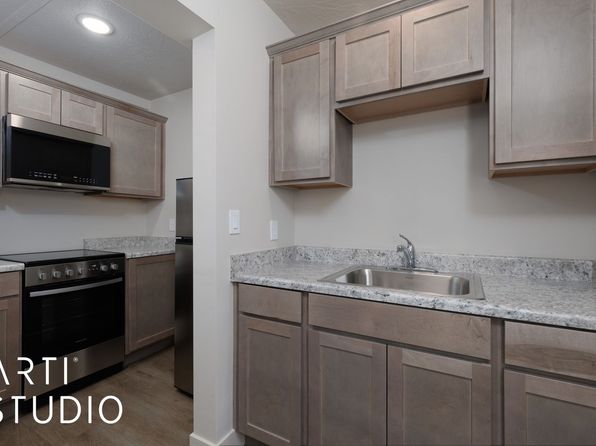 1414 E Toni Dr #102