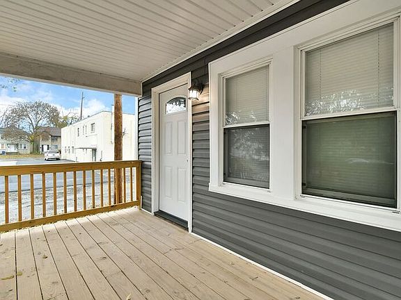 2nd image of 702-704 N Dawson Ave