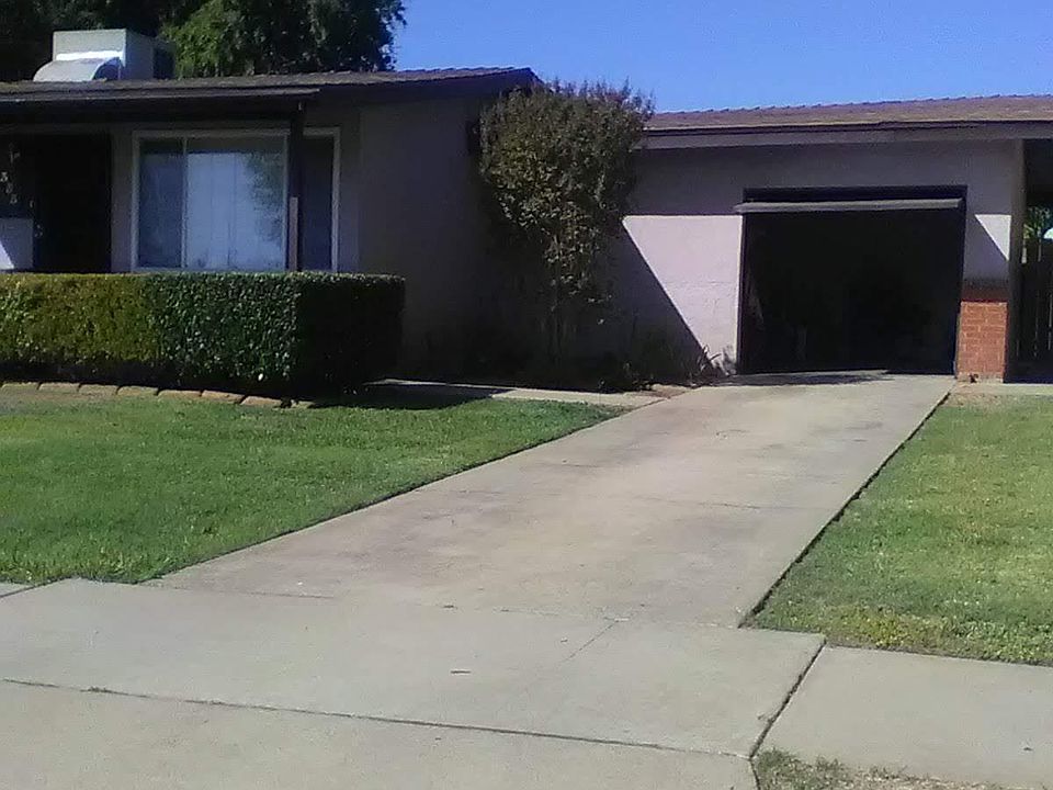 1st image of 6335 N Glenn Ave