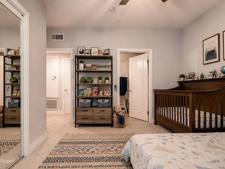 1430 S Beverly Glen Blvd #303 — Photo 12
