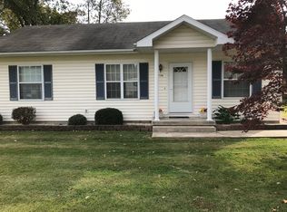 106 Adams Dr, Chester, IL 62233