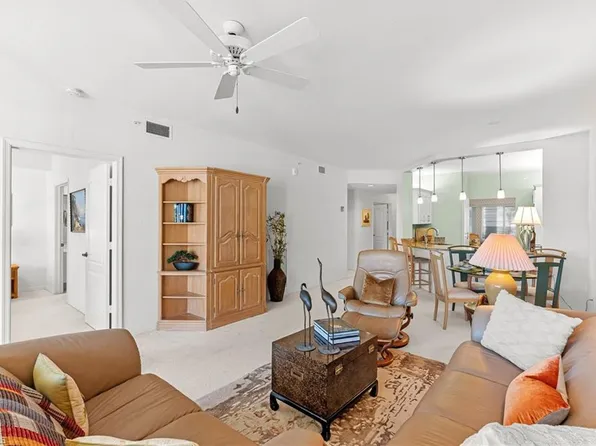 7638 Pebble Creek CIR #102, NAPLES, FL 34108