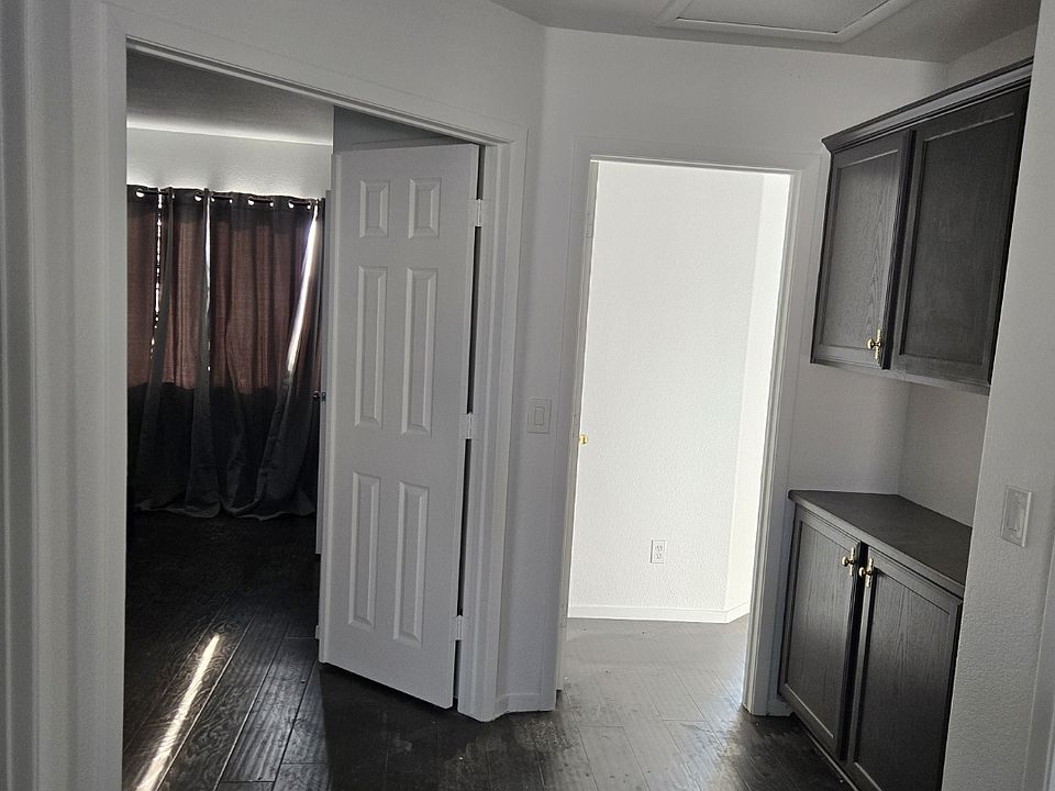 Masterbedroom upstairs