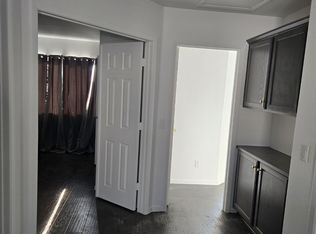 7668 Glorietta Bay Ct, Las Vegas, NV 89139