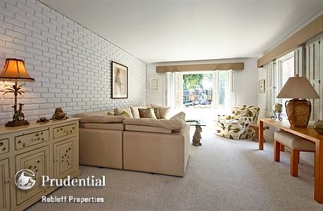 3rd image of 1932 Somerset Ln