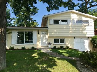 33173 N Ridge Rd, Grayslake, IL 60030